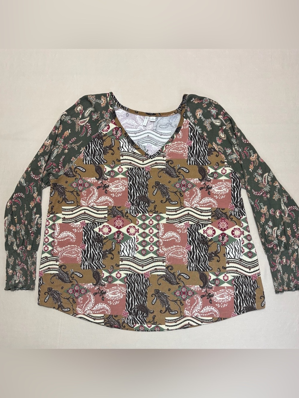Cato Patchwork Mixed Pattern Mixed Fabric Boho V-Neck Long Sleeve Top Women's XL